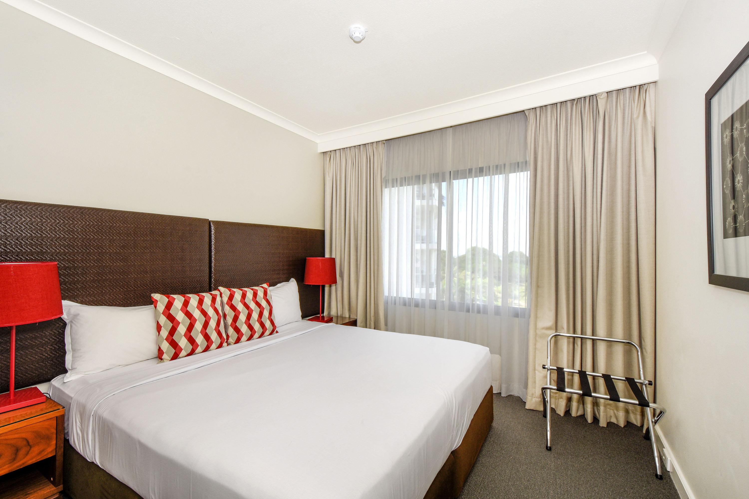 Mantra On The Esplanade Aparthotel Darwin Exterior photo