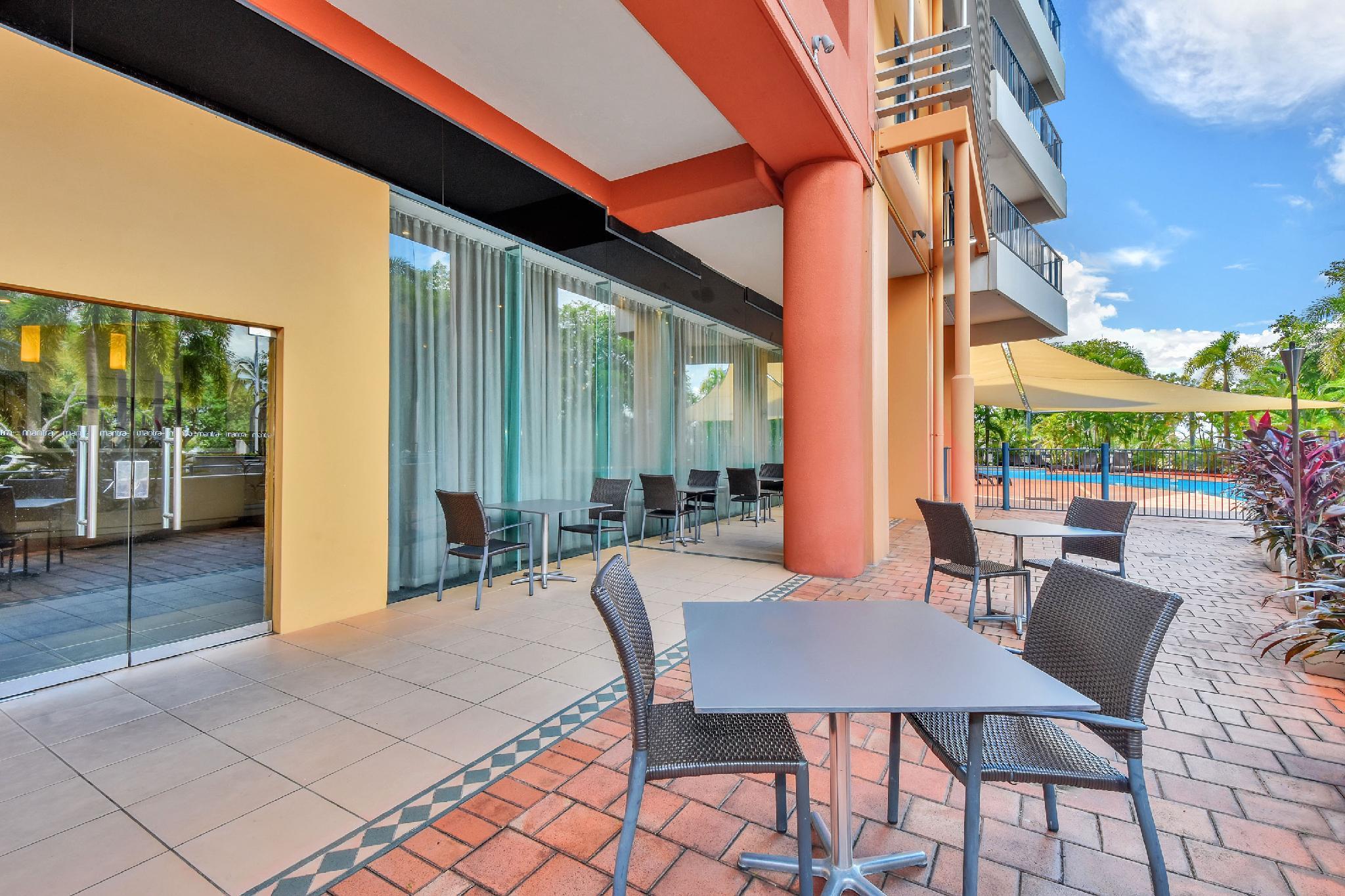 Mantra On The Esplanade Aparthotel Darwin Exterior photo
