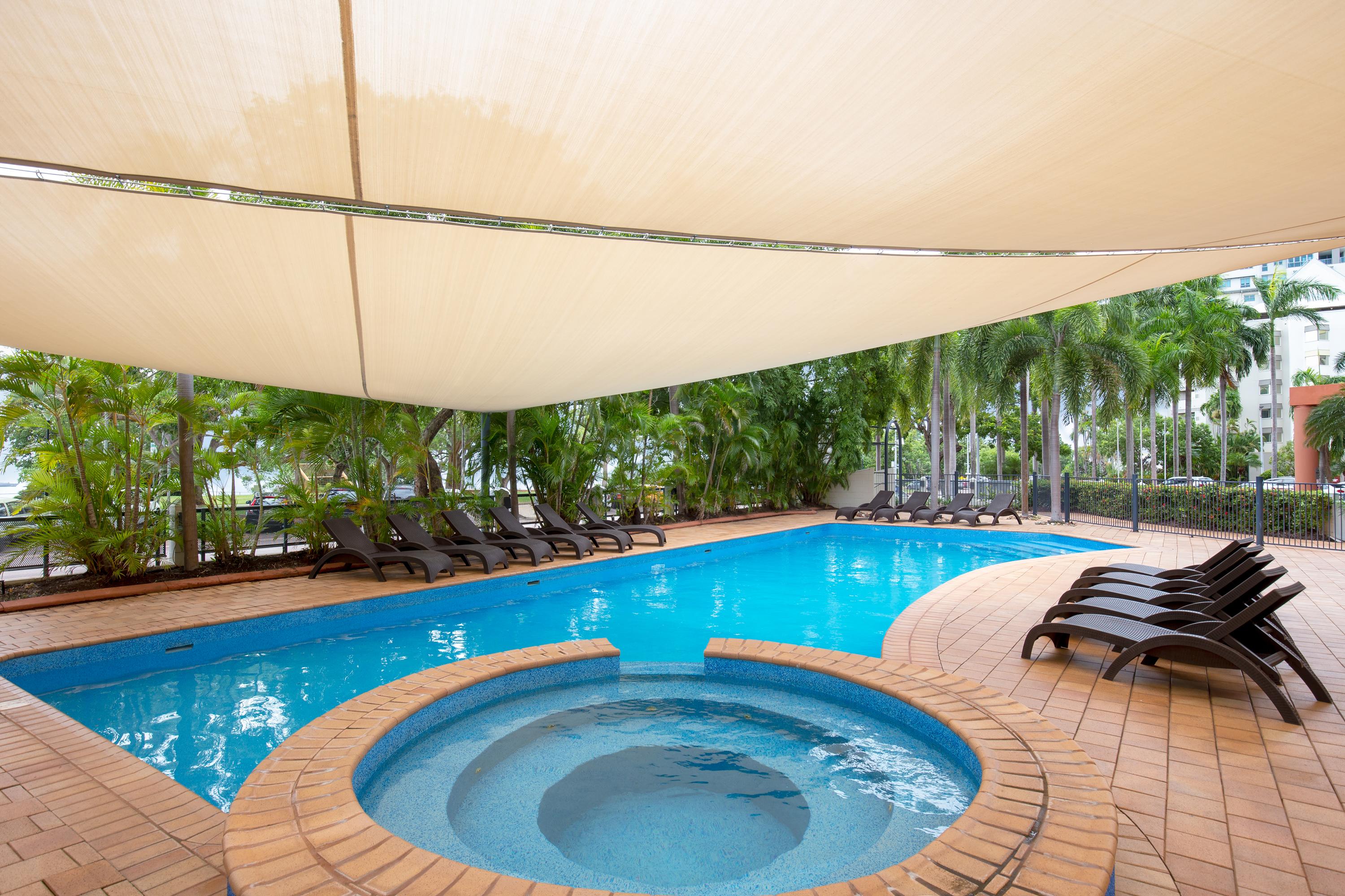 Mantra On The Esplanade Aparthotel Darwin Exterior photo