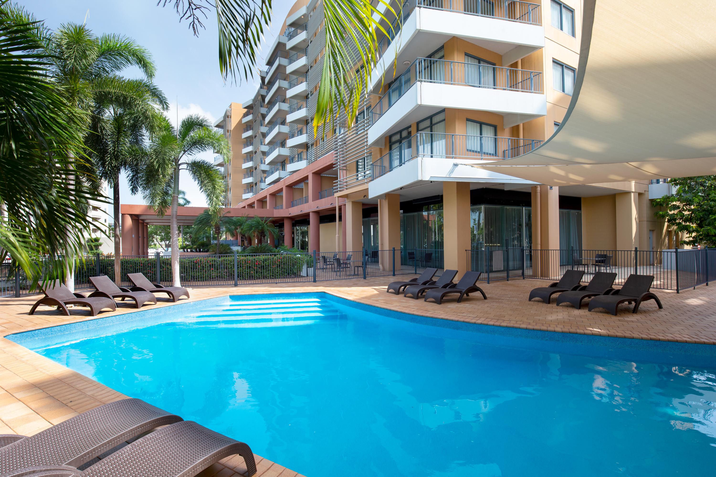 Mantra On The Esplanade Aparthotel Darwin Exterior photo