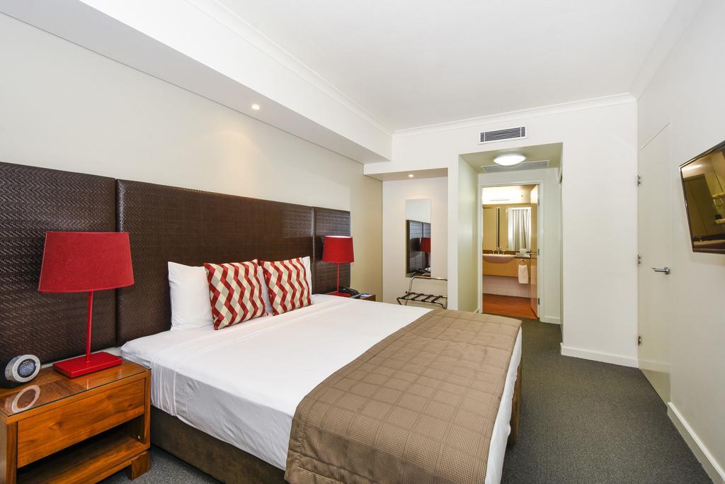 Mantra On The Esplanade Aparthotel Darwin Exterior photo